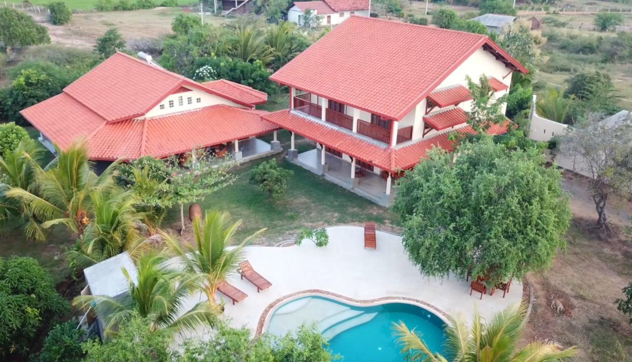 Villa Wild Lotus Yala à Tissamaharama Extérieur photo