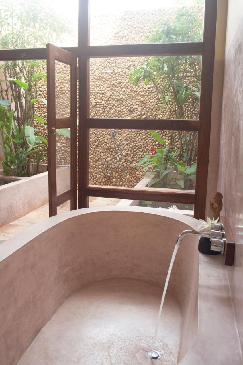 Villa Wild Lotus Yala à Tissamaharama Extérieur photo